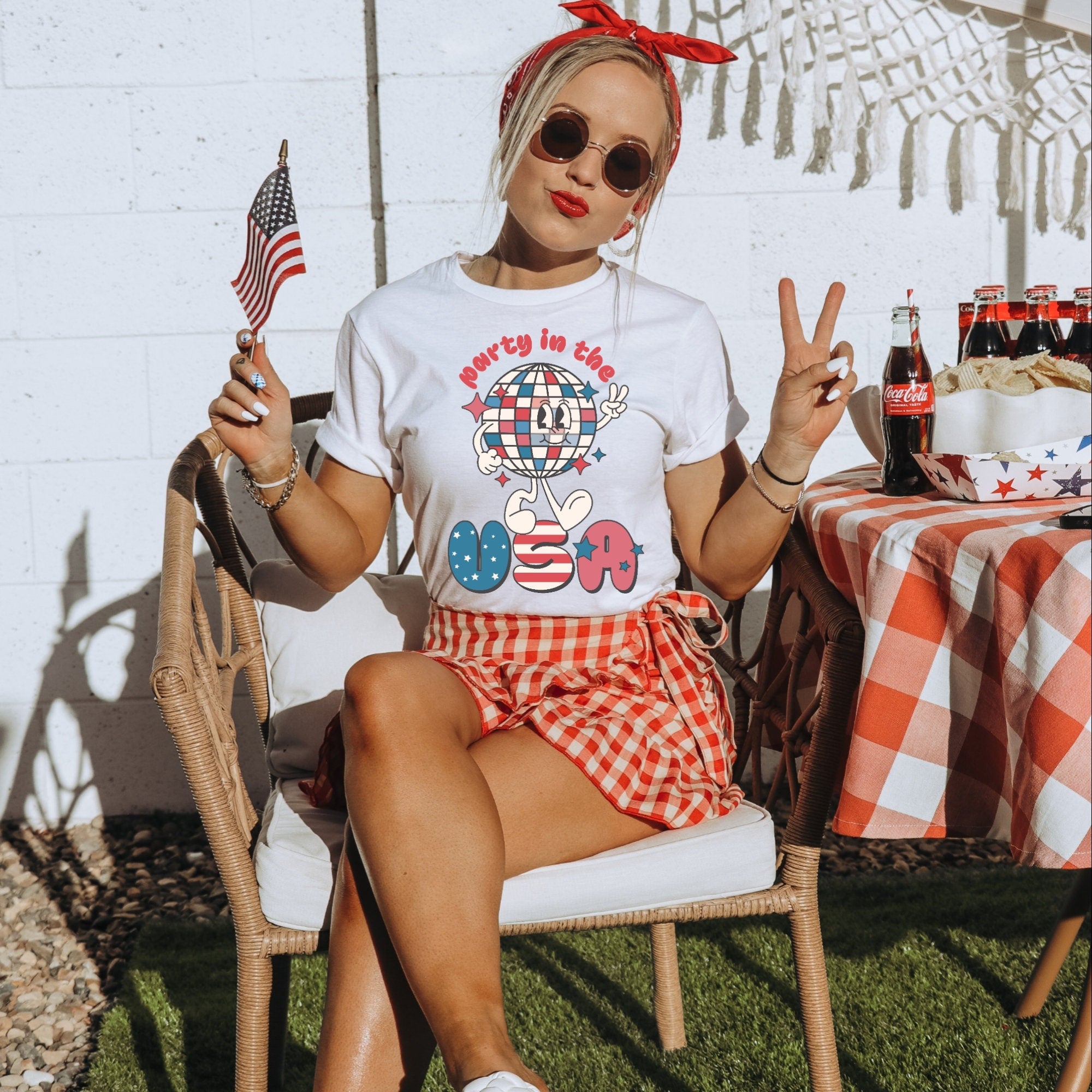 Party In The USA Shirt, Retro Patriotic T-Shirt, 4th of July Tee, Red White Blue Shirt, American Pride Top, Unisex Fit Graphic Tee