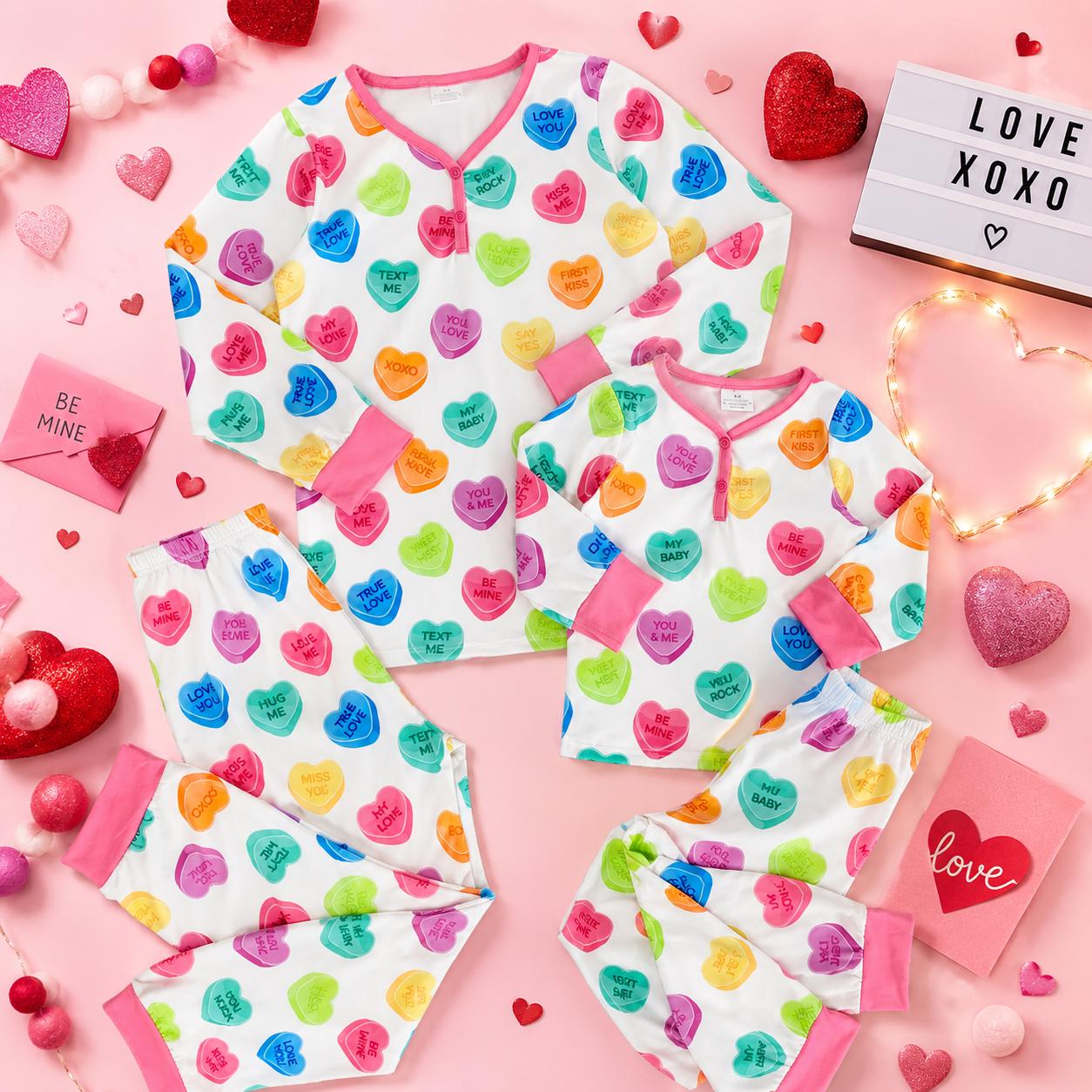 Mommy and Me Valentine's Day Pajamas, White Candy Heart Matching Family Pajamas, Mom and Mini Pajama Set, Valentine Sleepwear